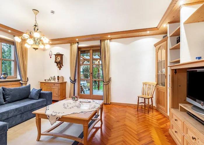 Vroni - Hochzoll * Aψβούργη